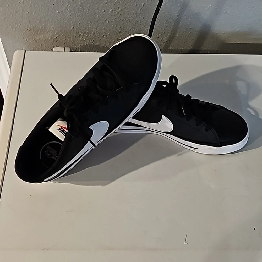 Nike Court Legacy size 11 - Picture 2 of 8